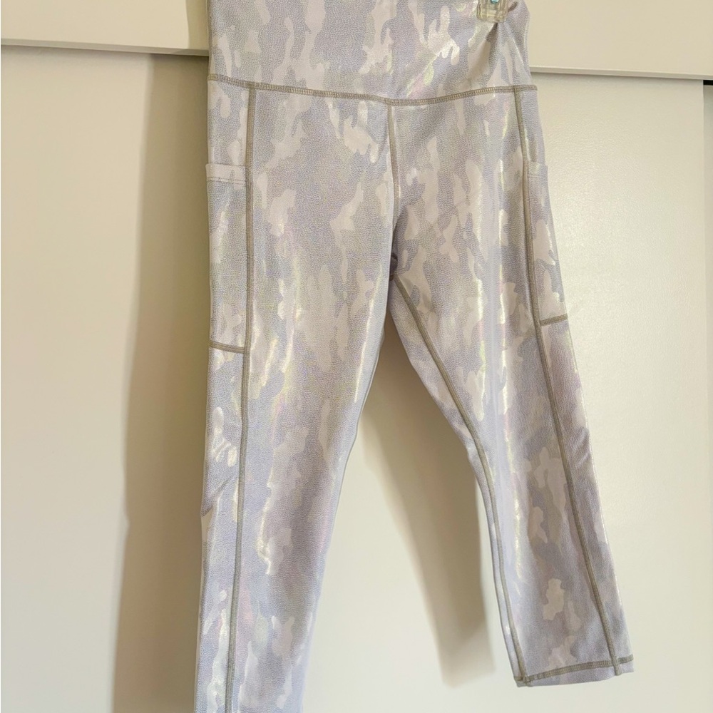 Zyia White Camo Leggings